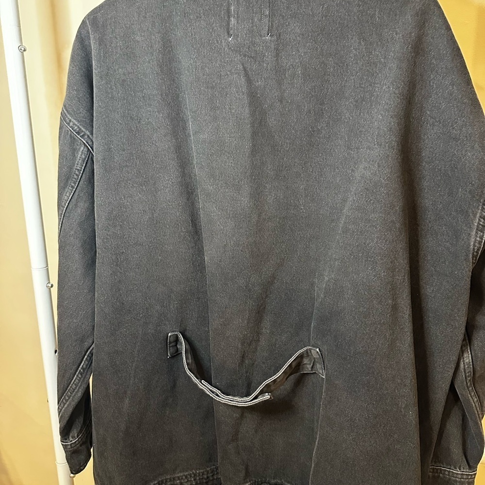 Zara Charcoal Button-Up Shirt - Picture 7 of 7